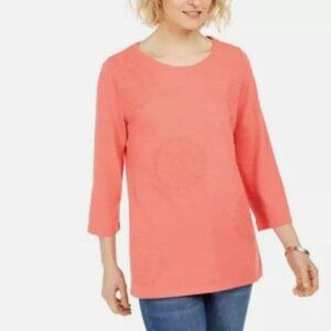 NWT Women's 3/4 Sleeve Crew neck coral embroidered t-shirt Size Small